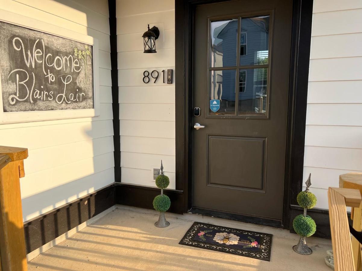 New Centennial Park Luxury Smart Home W Courtyard Fayetteville Exteriör bild